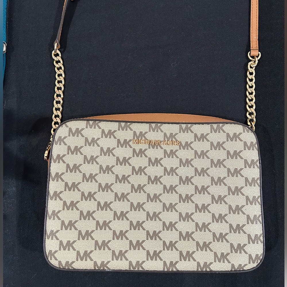 Brown Michael Kors Crossbody Bag